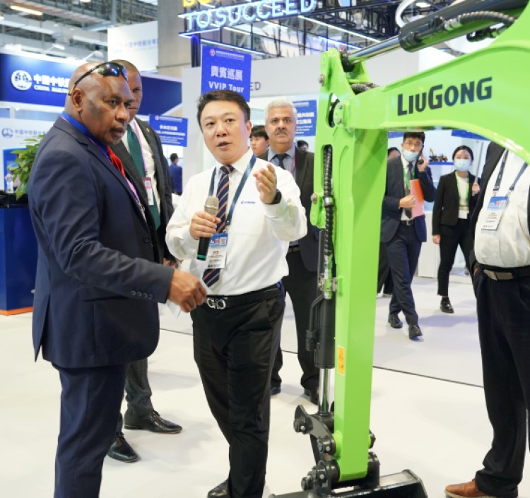LiuGong Attended the 14th IIICF